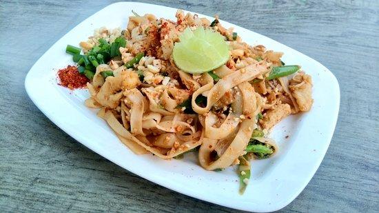 Nomnom - The Thainese Cuisine